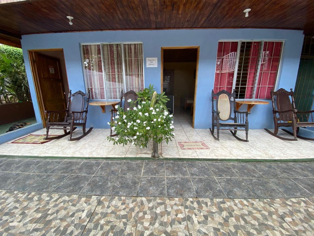 Cabinas Las Palmas Del Sol La Fortuna Exterior photo
